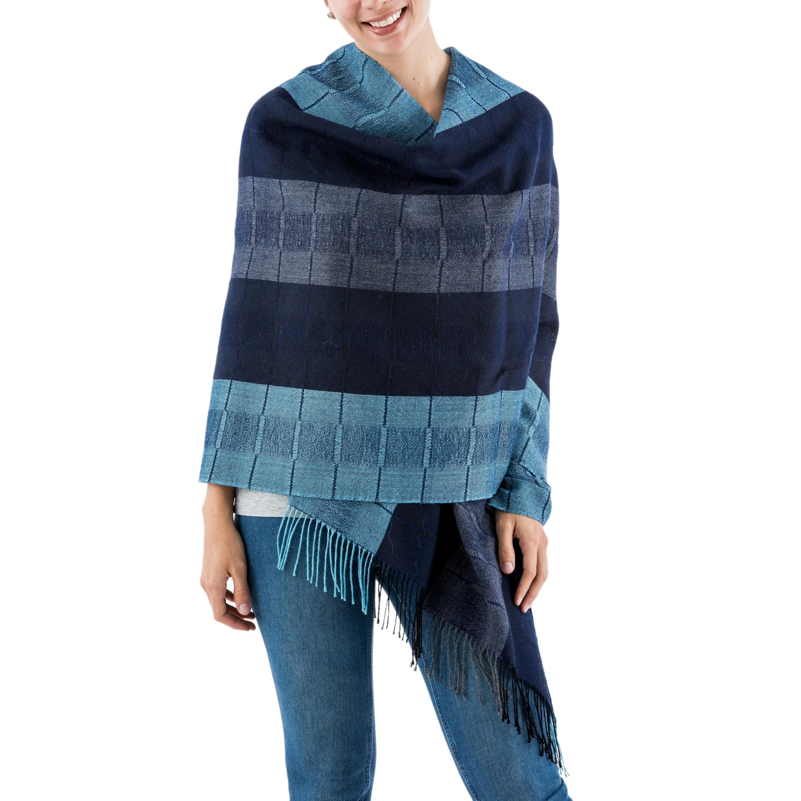 9686 Artisan Crafted Handmade Peruvian Alpaca Shawl | Wool Patterned
